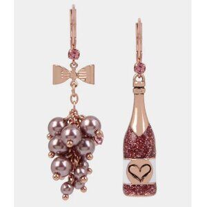 Authentic Betsey Johnson Wine Bottle Grapes Mismatch Dangle Earrings